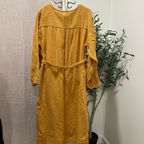 Universal threads mustard dress - Picture 3 of 6